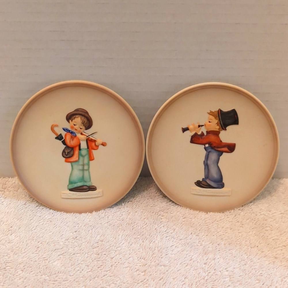 M.J. Hummel "Little Music Makers" First & Second Edition Collector Plates '84-87